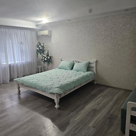 White Apartament Кременчуг Экстерьер фото
